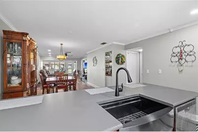 19029 US Highway 19 N #27E, Clearwater, FL 33764 - Photo 7