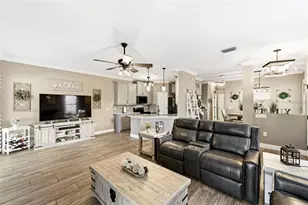 8408 Shallow Creek Ct, New Port Richey, FL 34653 - Photo 7