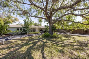 1433 Park St N, Saint Petersburg, FL 33710 - Photo 43