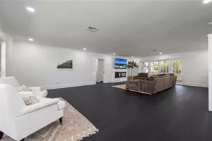 1433 Park St N, Saint Petersburg, FL 33710 - Photo 21
