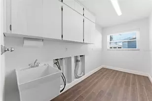 2654 Clubhouse Dr N, Clearwater, FL 33761 - Photo 31