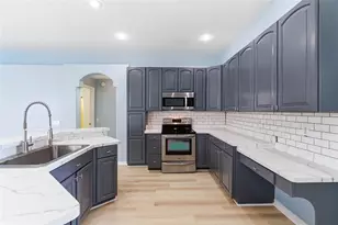 3725 Grand Forks Dr, Land O Lakes, FL 34639 - Photo 23