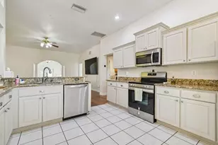 627 Tuscanny St, Brandon, FL 33511 - Photo 11