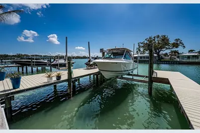 7822 Causeway Boulevard S, Saint Petersburg, FL 33707 - Photo 77