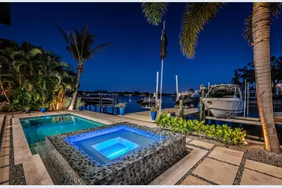 7822 Causeway Boulevard S, Saint Petersburg, FL 33707 - Photo 73