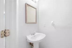 3731 W Cass St, Tampa, FL 33609 - Photo 9