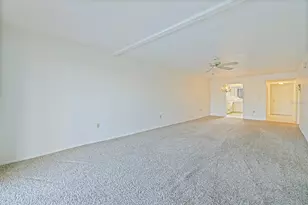 3408 Lake Bayshore Dr, Bradenton, FL 34205 - Photo 17