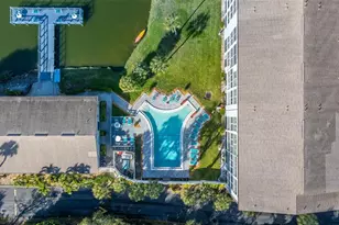 3408 Lake Bayshore Dr, Bradenton, FL 34205 - Photo 9