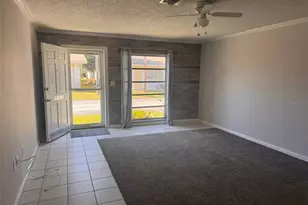 843 Cambridge Ct, Dunedin, FL 34698 - Photo 3