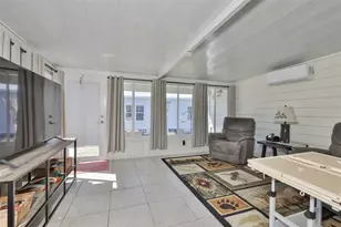 37041 Neukom Ave, Zephyrhills, FL 33541 - Photo 15