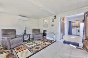 37041 Neukom Ave, Zephyrhills, FL 33541 - Photo 9
