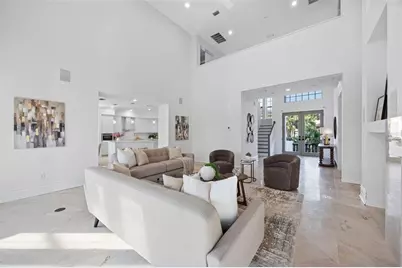 6024 Kipps Colony Drive E, Gulfport, FL 33707 - Photo 9