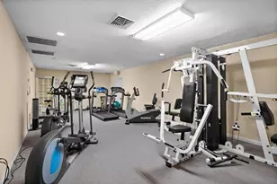 10467 Larchmont Pl N, Pinellas Park, FL 33782 - Photo 47