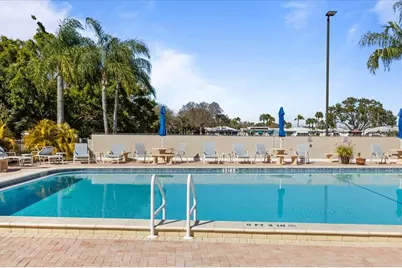 10467 Larchmont Place N, Pinellas Park, FL 33782 - Photo 31