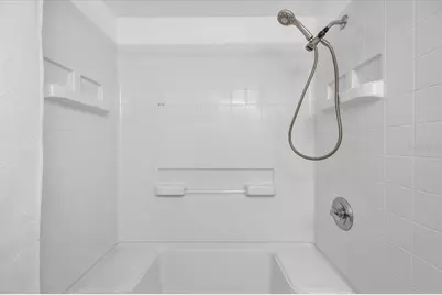 10467 Larchmont Place N, Pinellas Park, FL 33782 - Photo 21