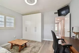 12530 136th Ln, Largo, FL 33774 - Photo 25