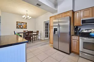 12530 136th Ln, Largo, FL 33774 - Photo 11