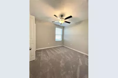 7048 Samuel Ivy Drive, Tampa, FL 33619 - Photo 11