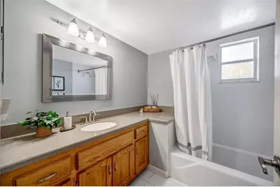 1011 Meadowcrest Drive, Valrico, FL 33594 - Photo 35