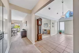 1011 Meadowcrest Dr, Valrico, FL 33594 - Photo 11