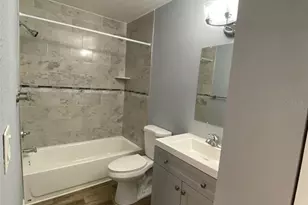 302 Lake Parsons Green, Brandon, FL 33511 - Photo 11