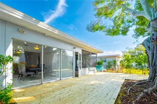 13840 94th Ave, Seminole, FL 33776 - Photo 27