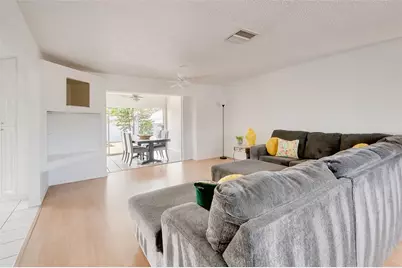 13840 94th Avenue, Seminole, FL 33776 - Photo 3