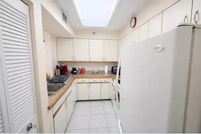 2333 Feather Sound Drive #B406, Clearwater, FL 33762 - Photo 11