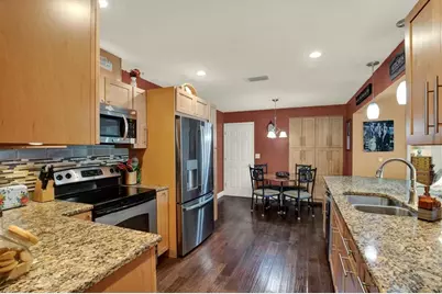 8301 Monarch Circle, Seminole, FL 33772 - Photo 9