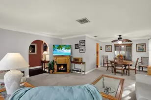 8301 Monarch Cir, Seminole, FL 33772 - Photo 5