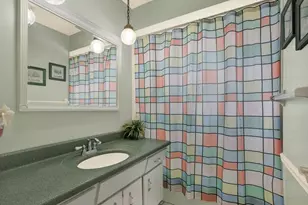 8301 Monarch Cir, Seminole, FL 33772 - Photo 23