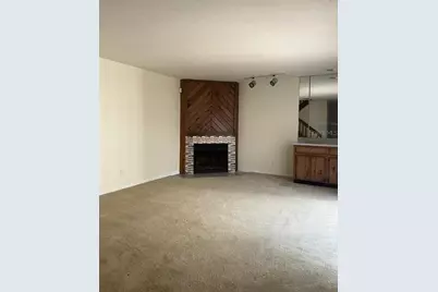 15206 W Pond Woods Drive, Tampa, FL 33618 - Photo 3