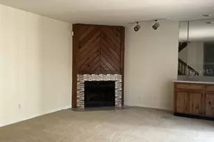 15206 W Pond Woods Dr, Tampa, FL 33618 - Photo 3