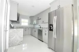 6002 Town N Country Blvd, Tampa, FL 33615 - Photo 5