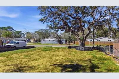 7214 Oelsner Street, New Port Richey, FL 34652 - Photo 11