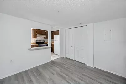 14422 Reuter Strasse Circle #112, Tampa, FL 33613 - Photo 17