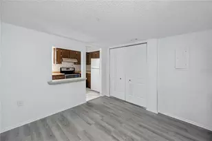 14422 Reuter Strasse Cir, Tampa, FL 33613 - Photo 17