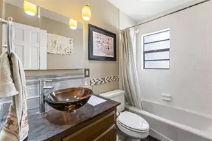 10730 Drummond Rd, Tampa, FL 33615 - Photo 25