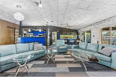 10730 Drummond Road, Tampa, FL 33615 - Photo 9