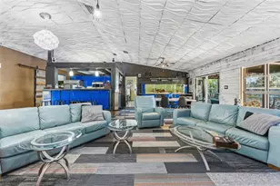 10730 Drummond Rd, Tampa, FL 33615 - Photo 9