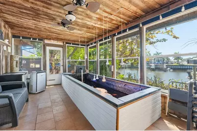 10730 Drummond Road, Tampa, FL 33615 - Photo 27