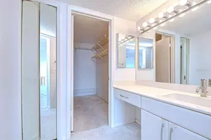 7300 Sun Island Dr S, South Pasadena, FL 33707 - Photo 21