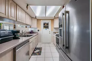 5700 Perkin Dr, New Port Richey, FL 34652 - Photo 9