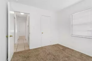 810 21st Ave W, Bradenton, FL 34205 - Photo 13