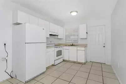 810 21st Avenue W, Bradenton, FL 34205 - Photo 7