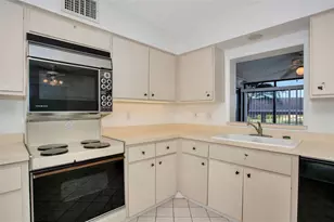 8734 54th Ave W, Bradenton, FL 34210 - Photo 39