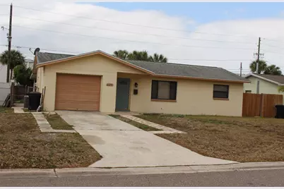 8120 7th Street N, Saint Petersburg, FL 33702 - Photo 3