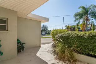 29 Cypress Dr, Palm Harbor, FL 34684 - Photo 55