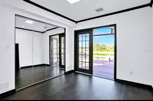 5564 N 63rd Way N, Saint Petersburg, FL 33709 - Photo 13