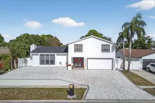 7613 Rustic Dr, Tampa, FL 33634 - Photo 1